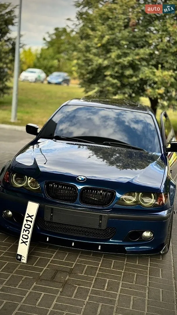 BMW 3 Series, 2004