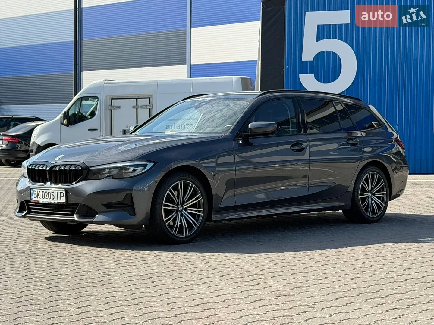 BMW 3 Series, 2021