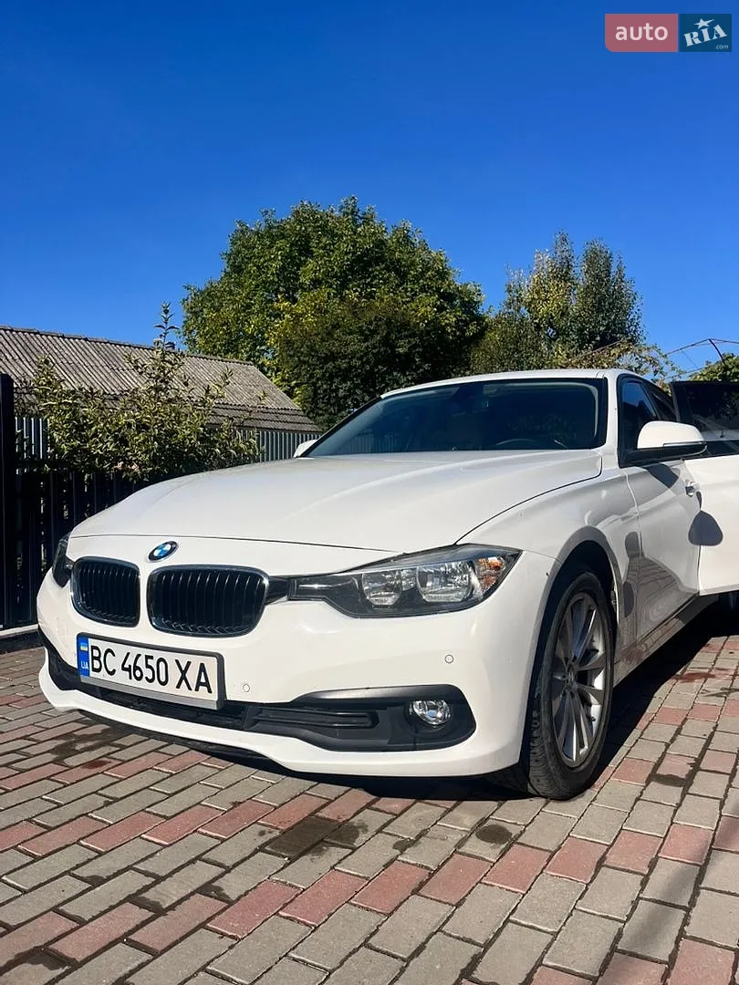 BMW 3 Series, 2016