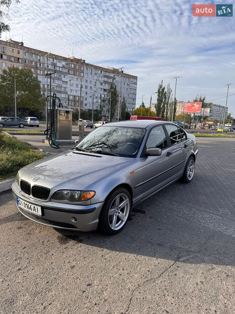 BMW 3 Series, 2003