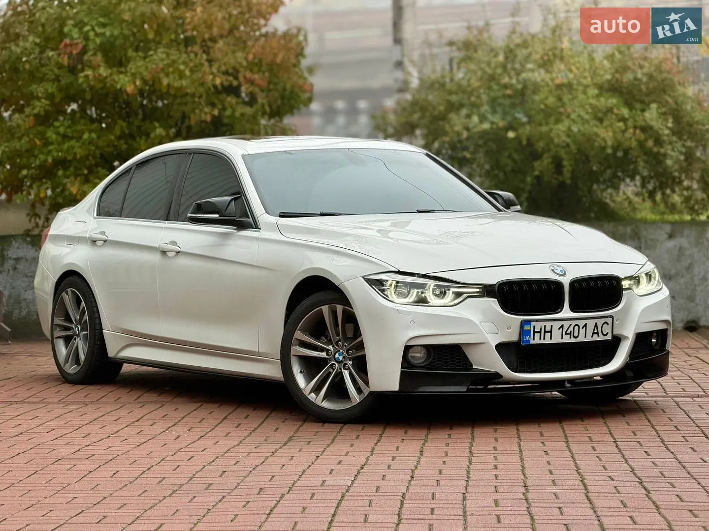 BMW 3 Series, 2016