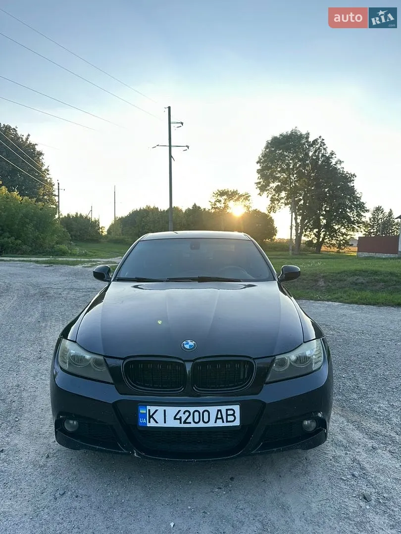 BMW 3 Series, 2009