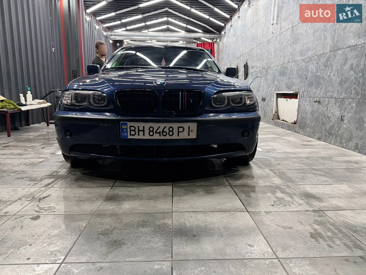 BMW 3 Series, 2003