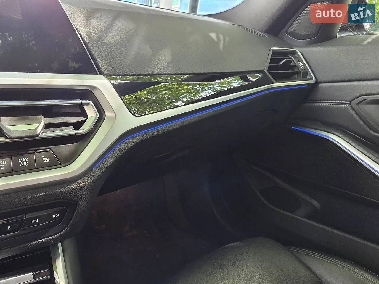 BMW 3 Series, 2019
