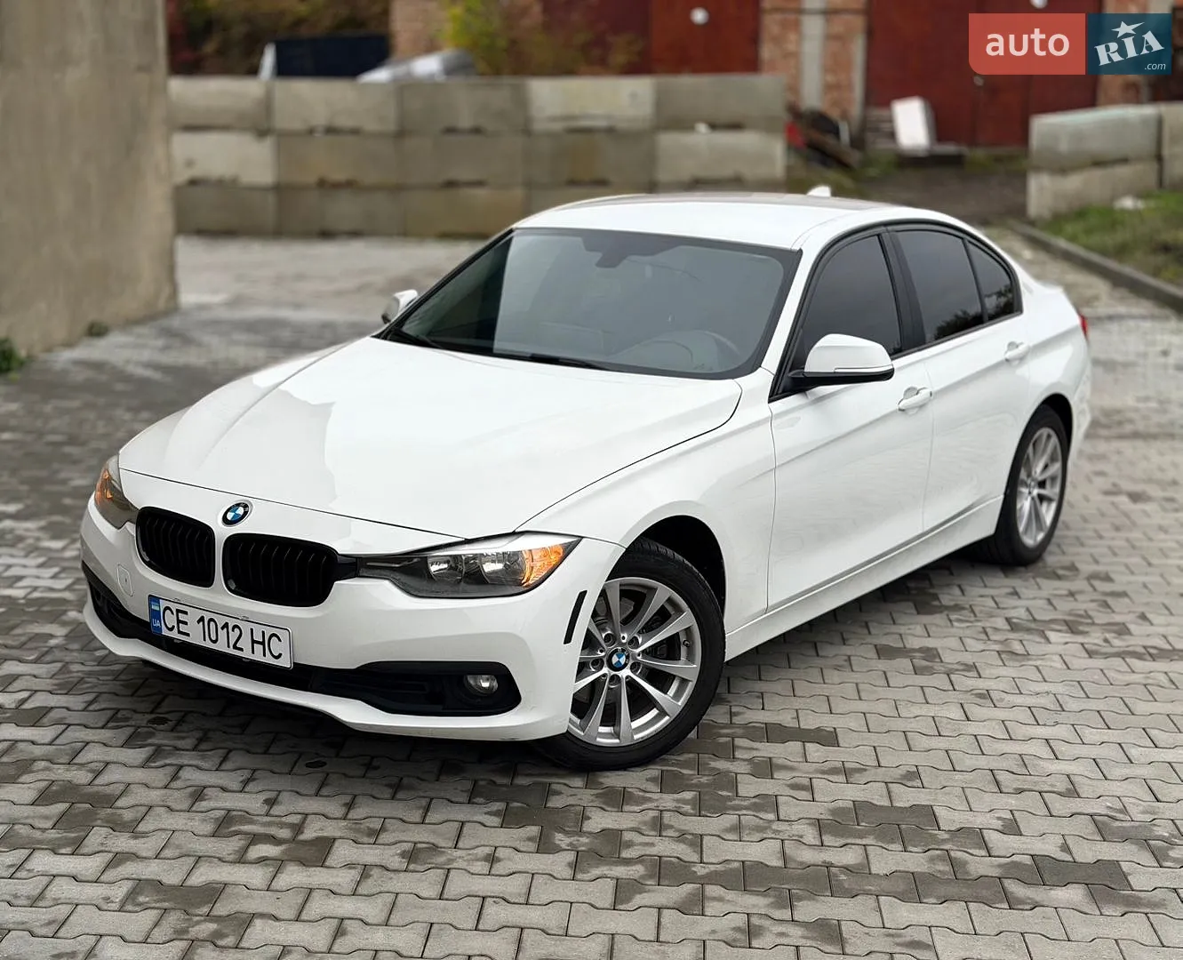 BMW 3 Series, 2016