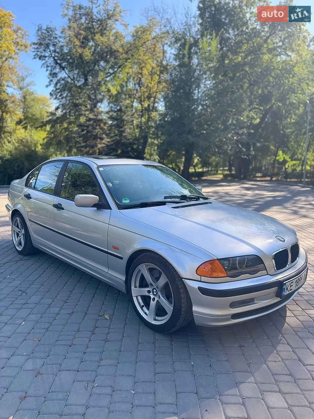 BMW 3 Series, 1999