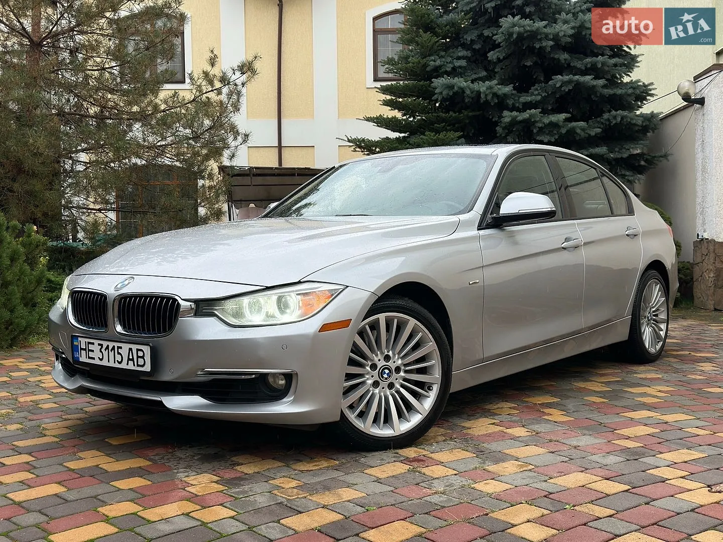 BMW 3 Series, 2012