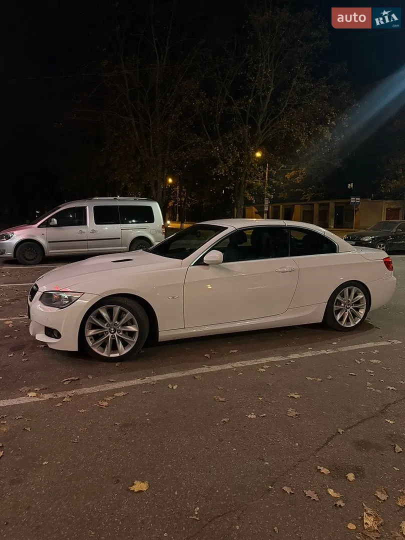 BMW 3 Series, 2011