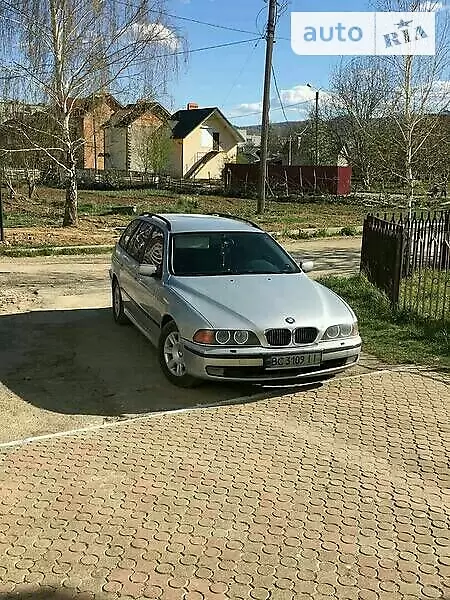 BMW 5 Series, 1999