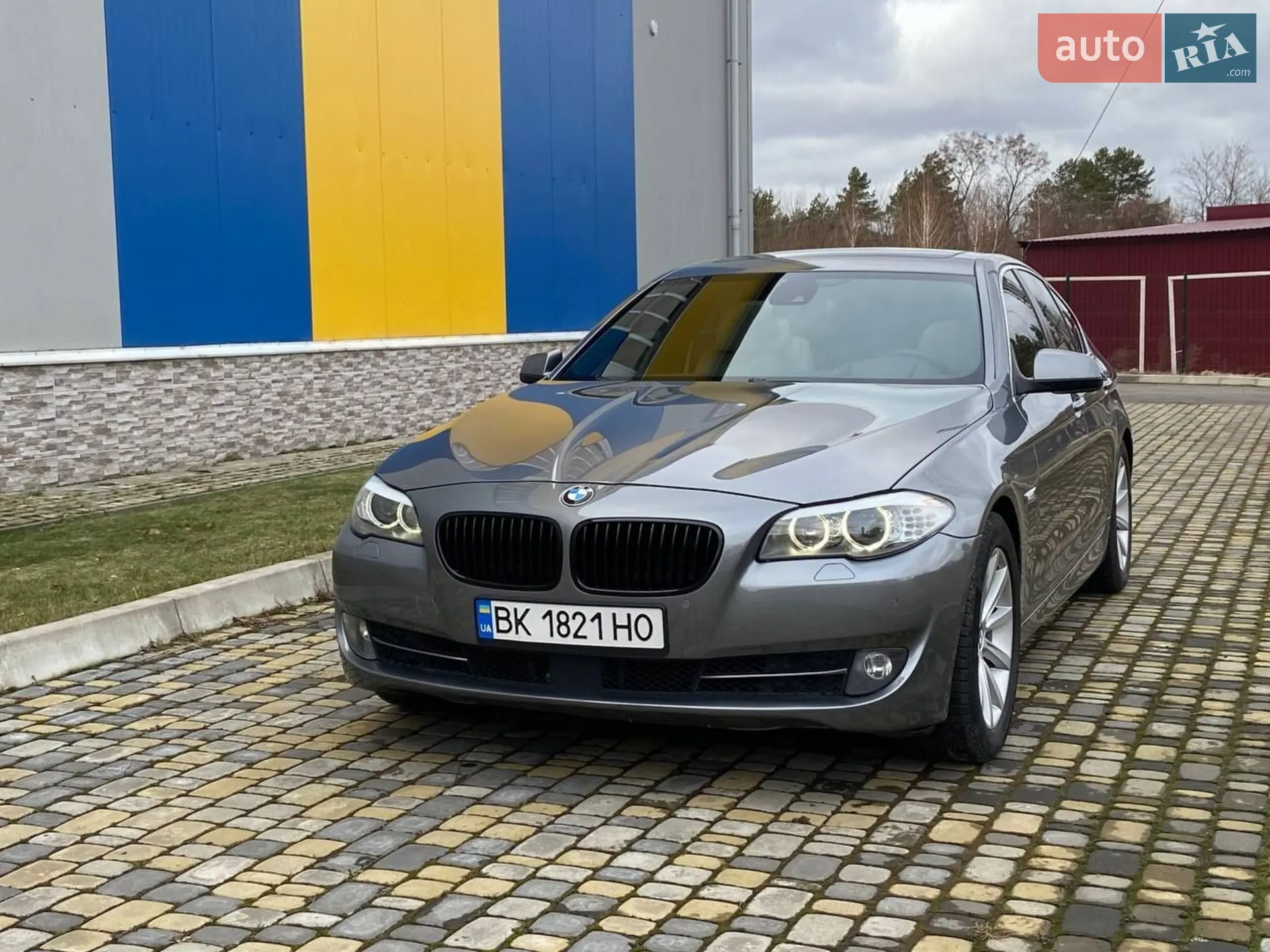 BMW 5 Series, 2011
