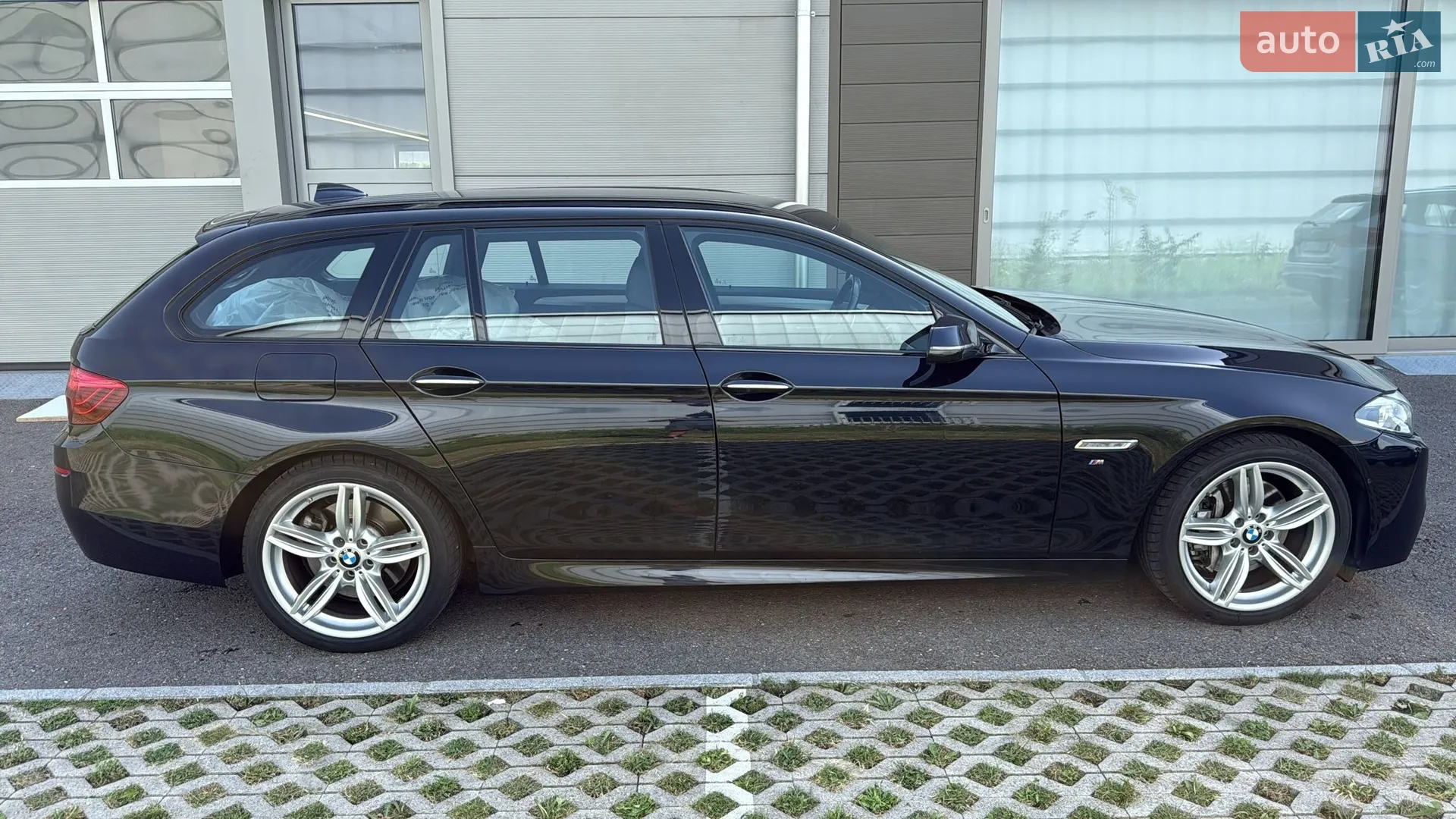 BMW 5 Series, 2016