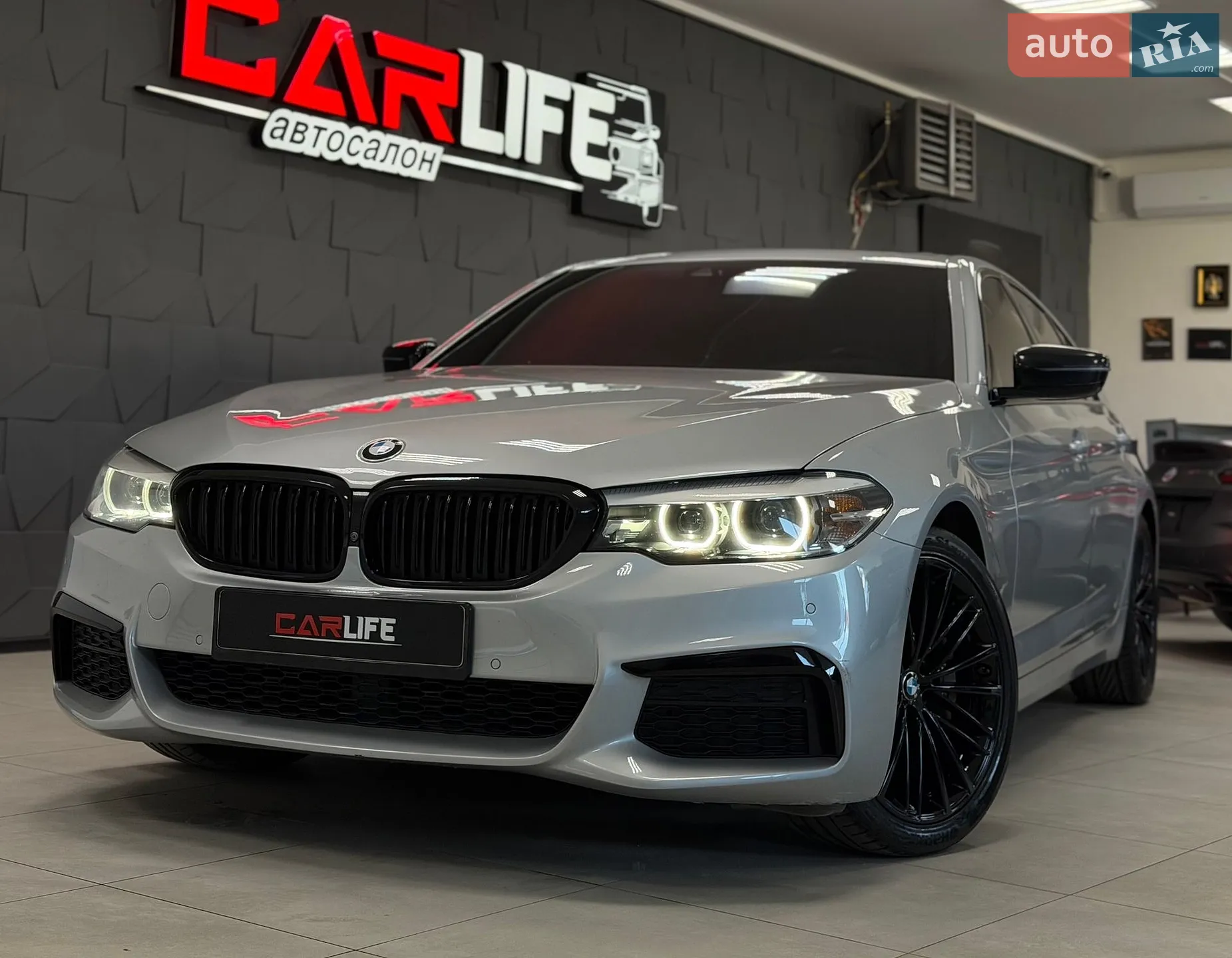 BMW 5 Series, 2019