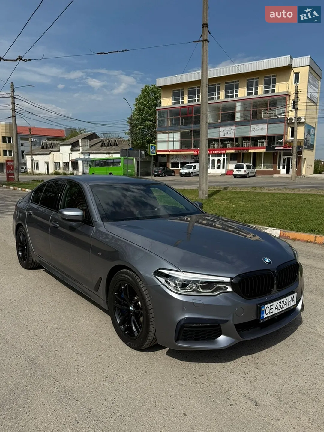 BMW 5 Series, 2019
