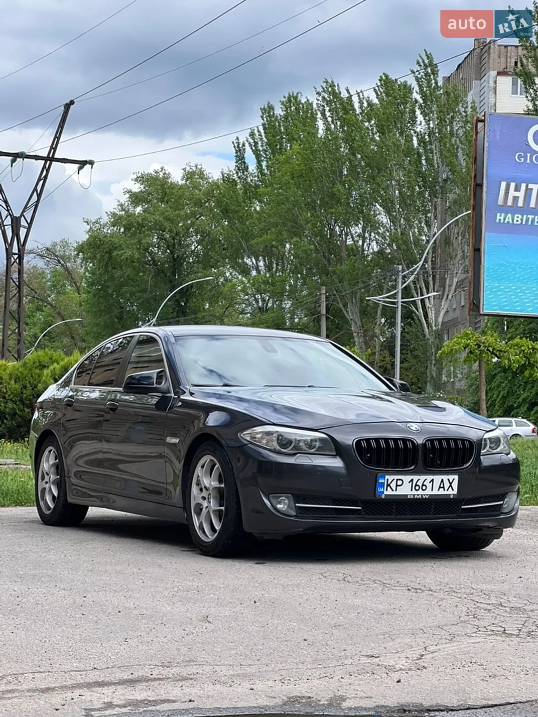 BMW 5 Series, 2011