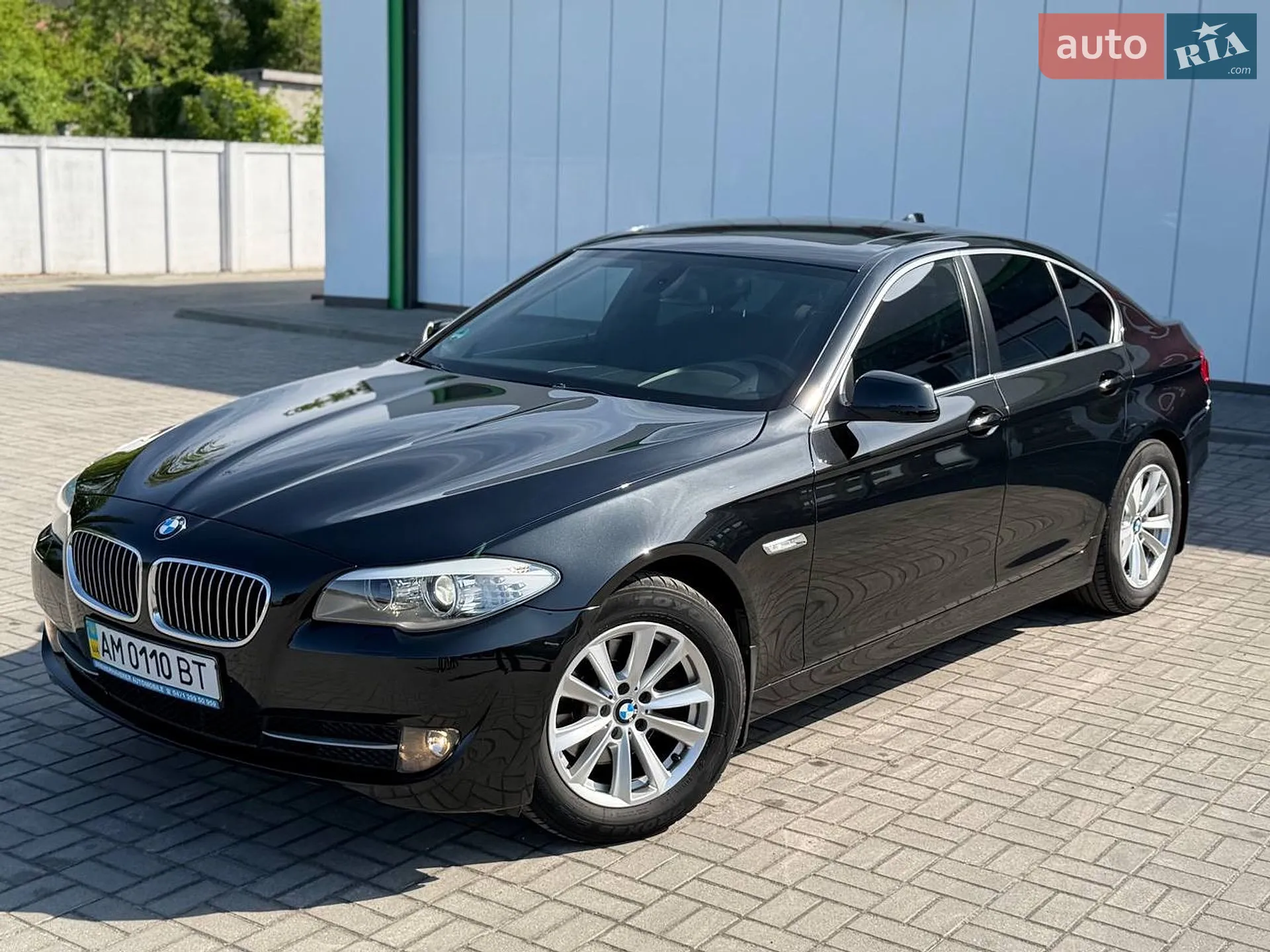 BMW 5 Series, 2011