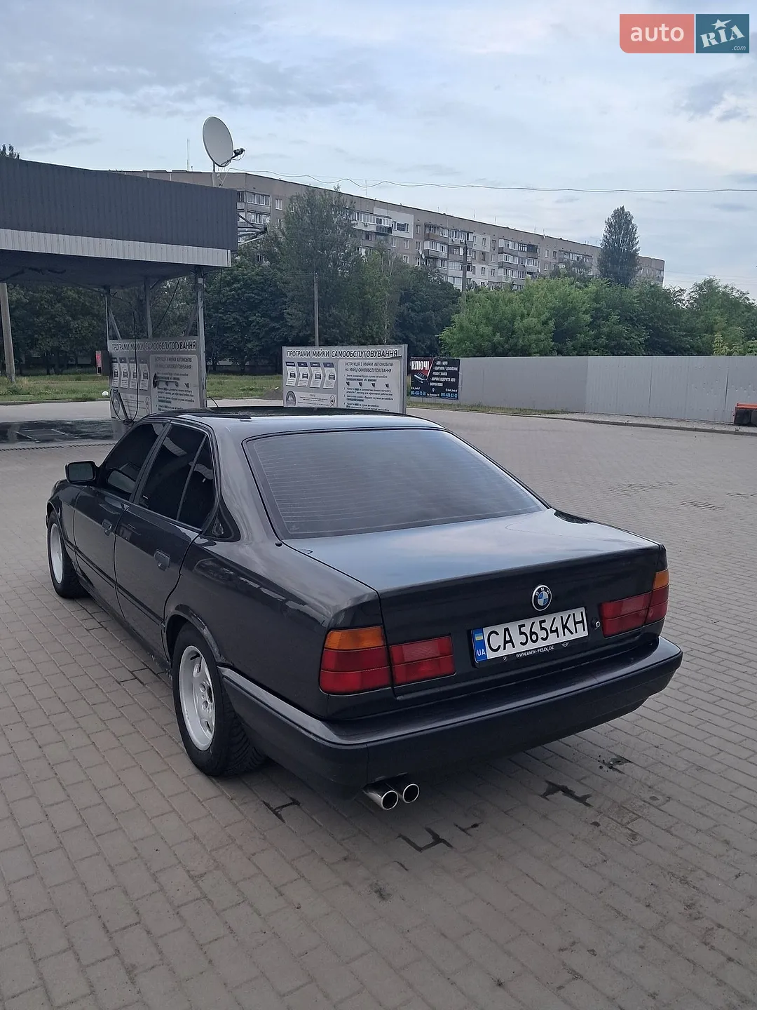 BMW 5 Series, 1990