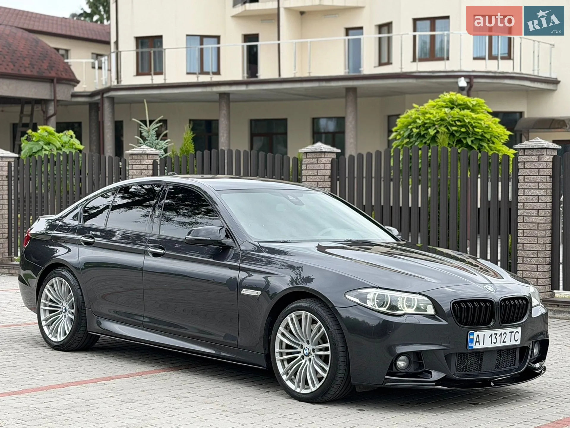 BMW 5 Series, 2013