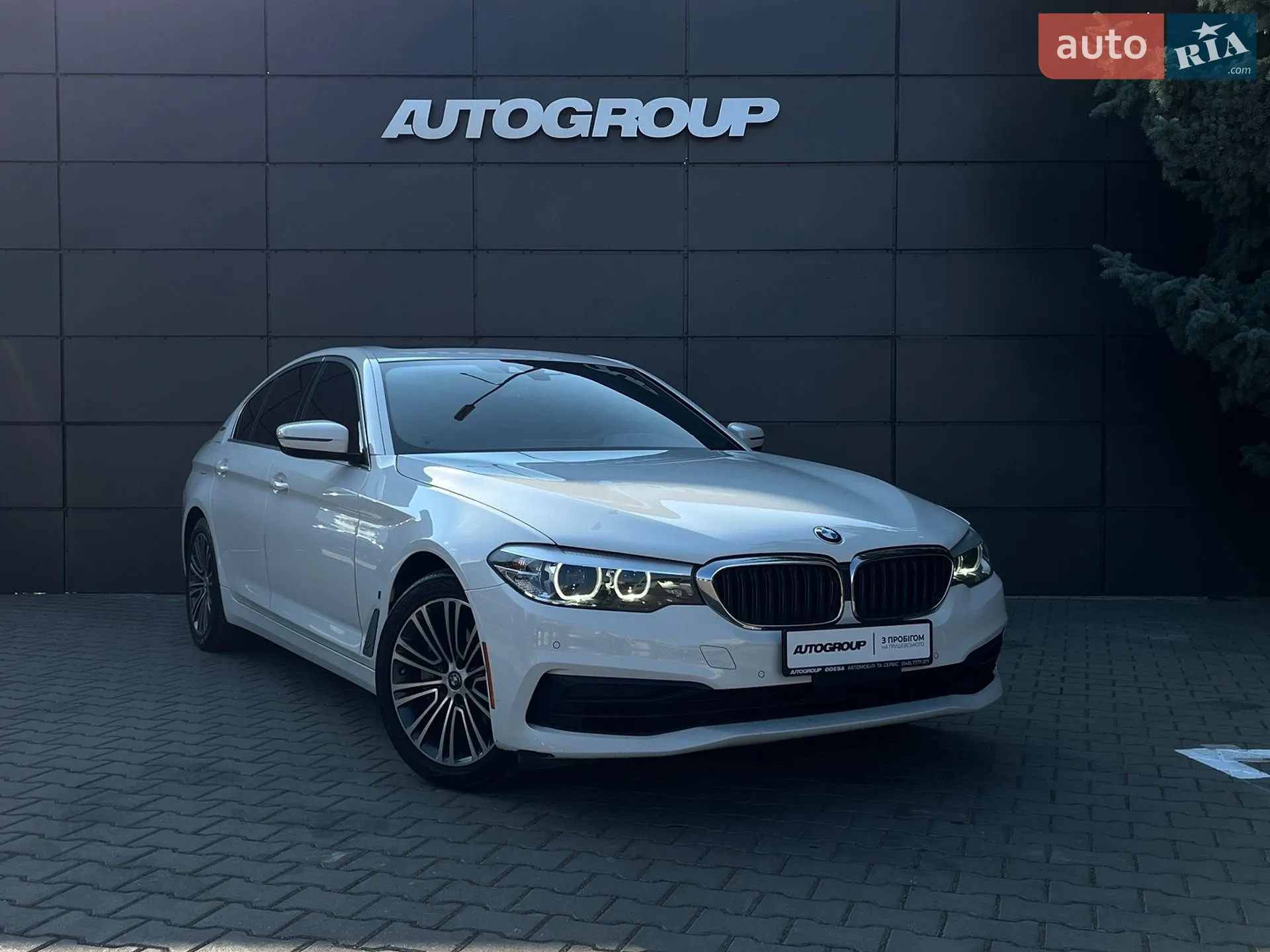 BMW 5 Series, 2019