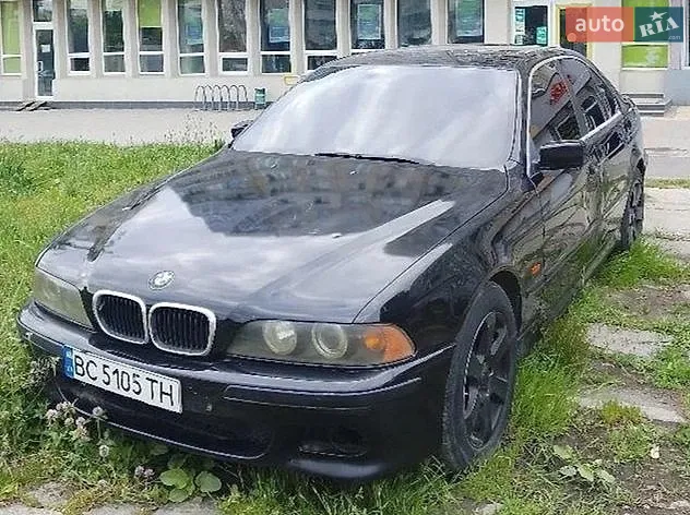 BMW 5 Series, 2001