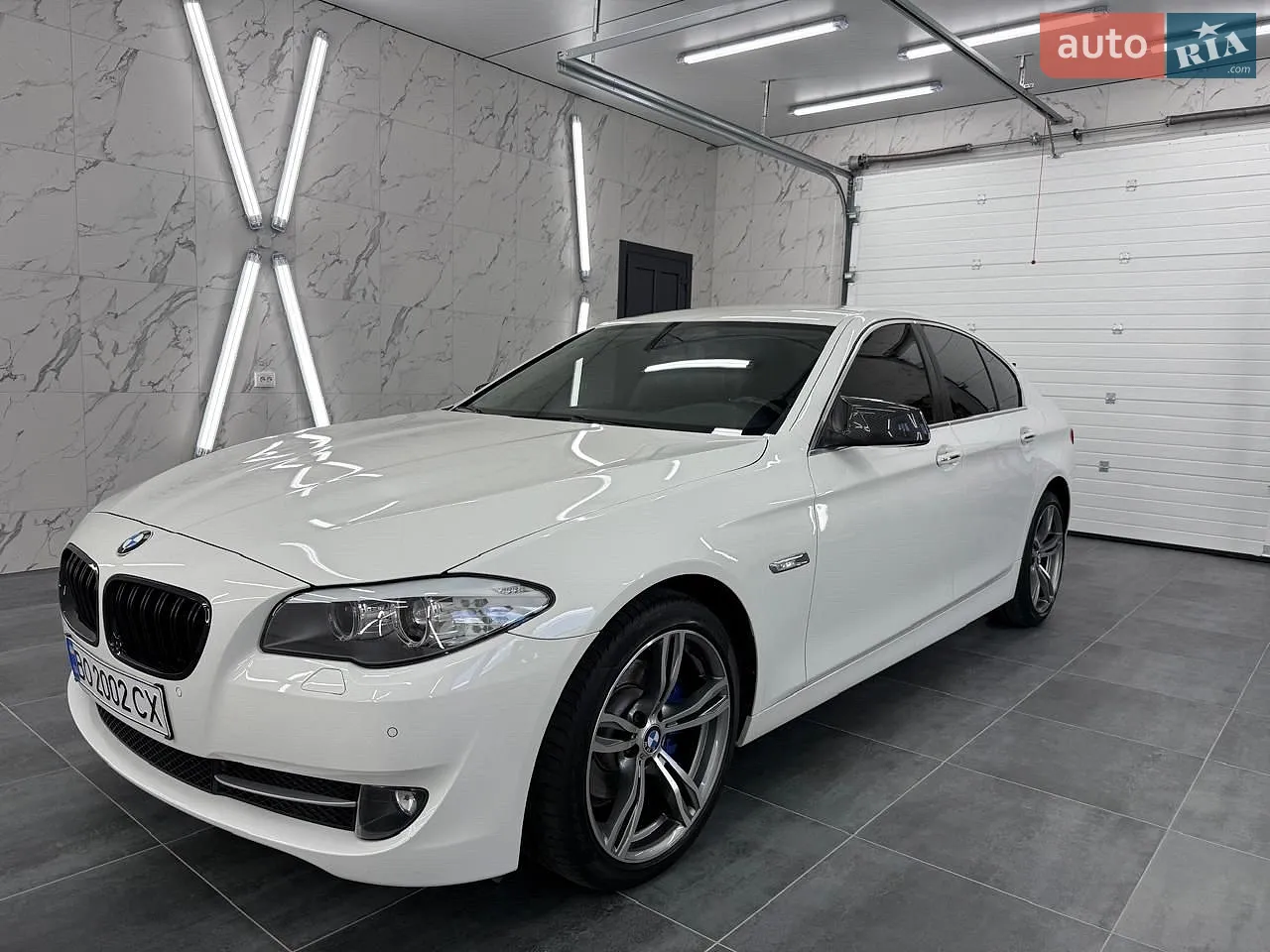 BMW 5 Series 2012 — 1