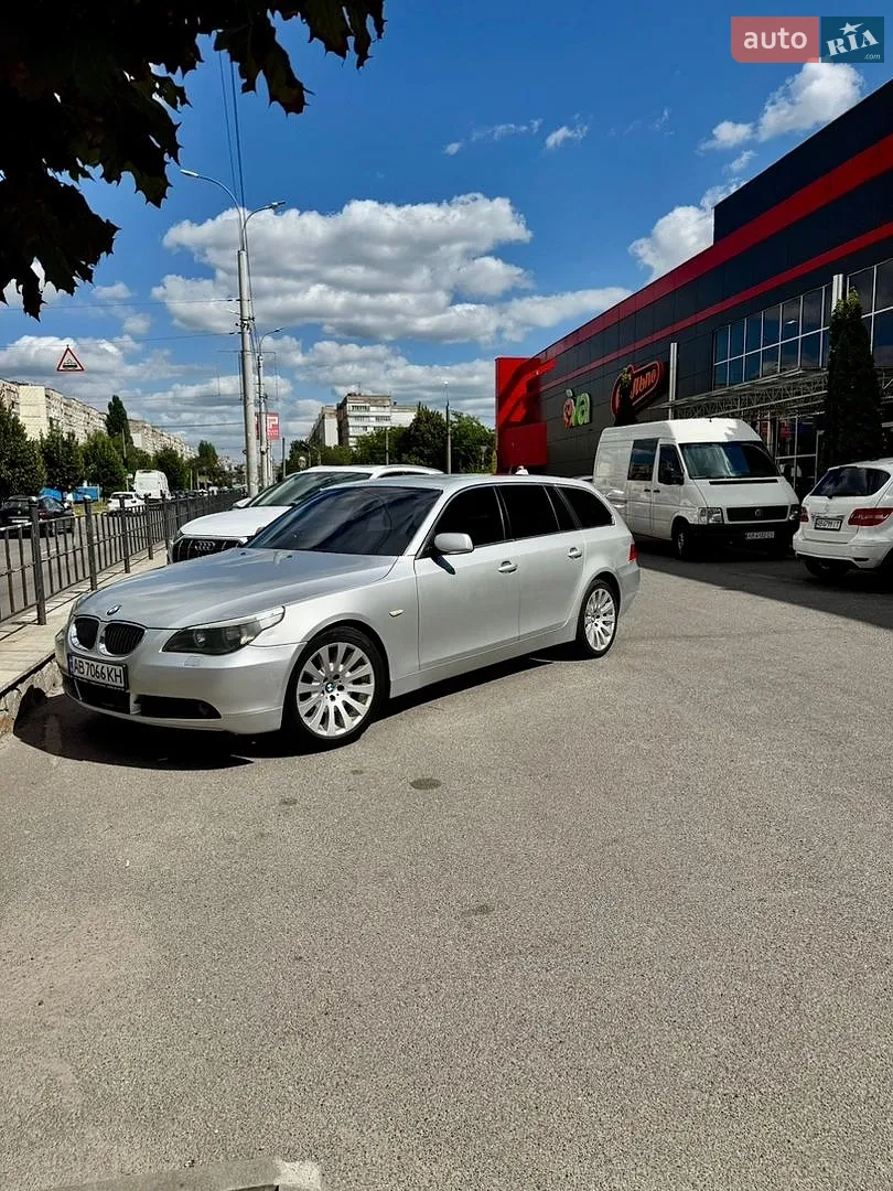 BMW 5 Series, 2004