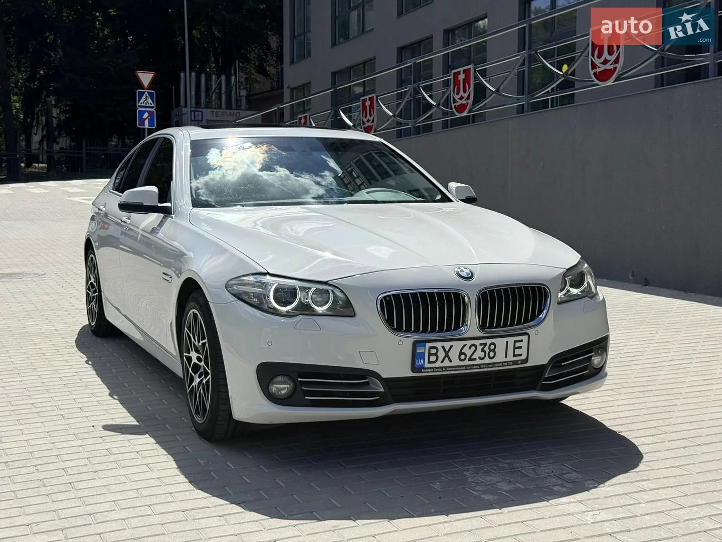 BMW 5 Series, 2015