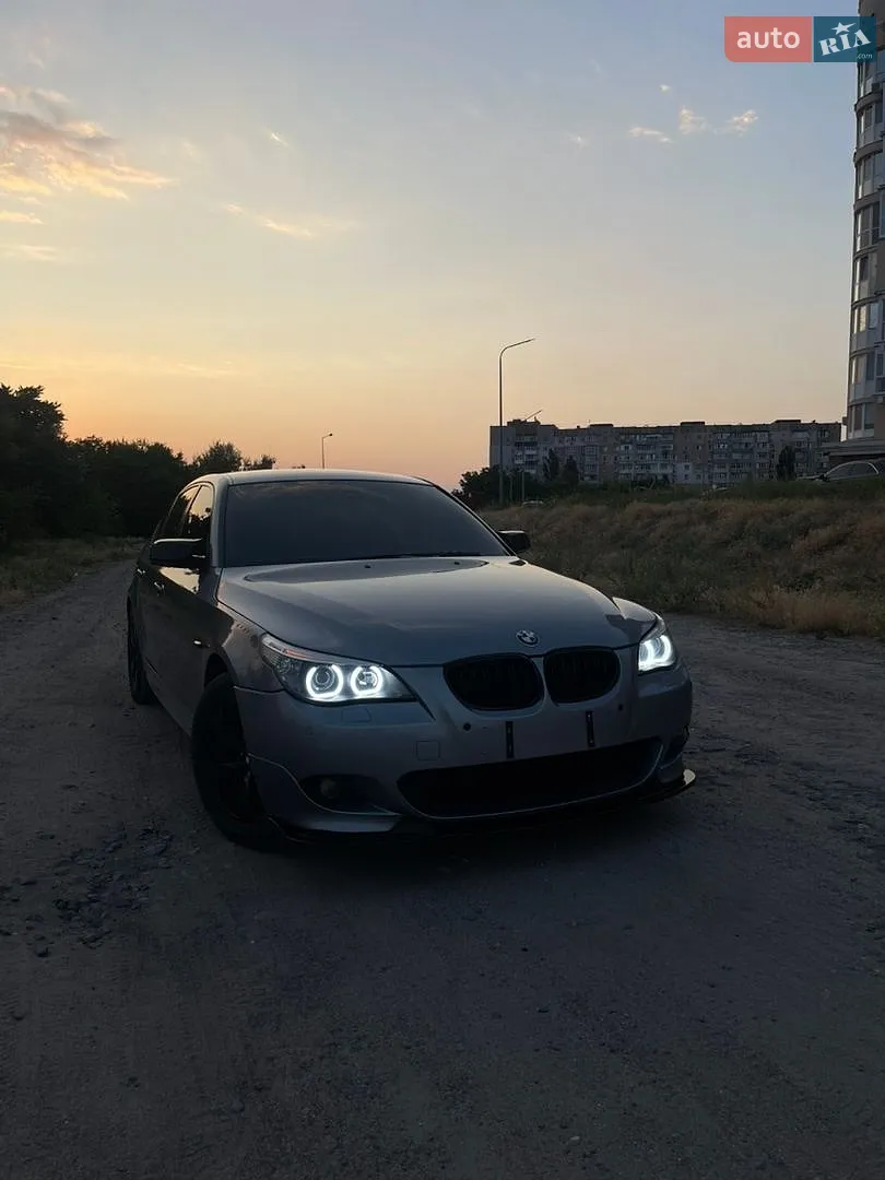 BMW 5 Series, 2005