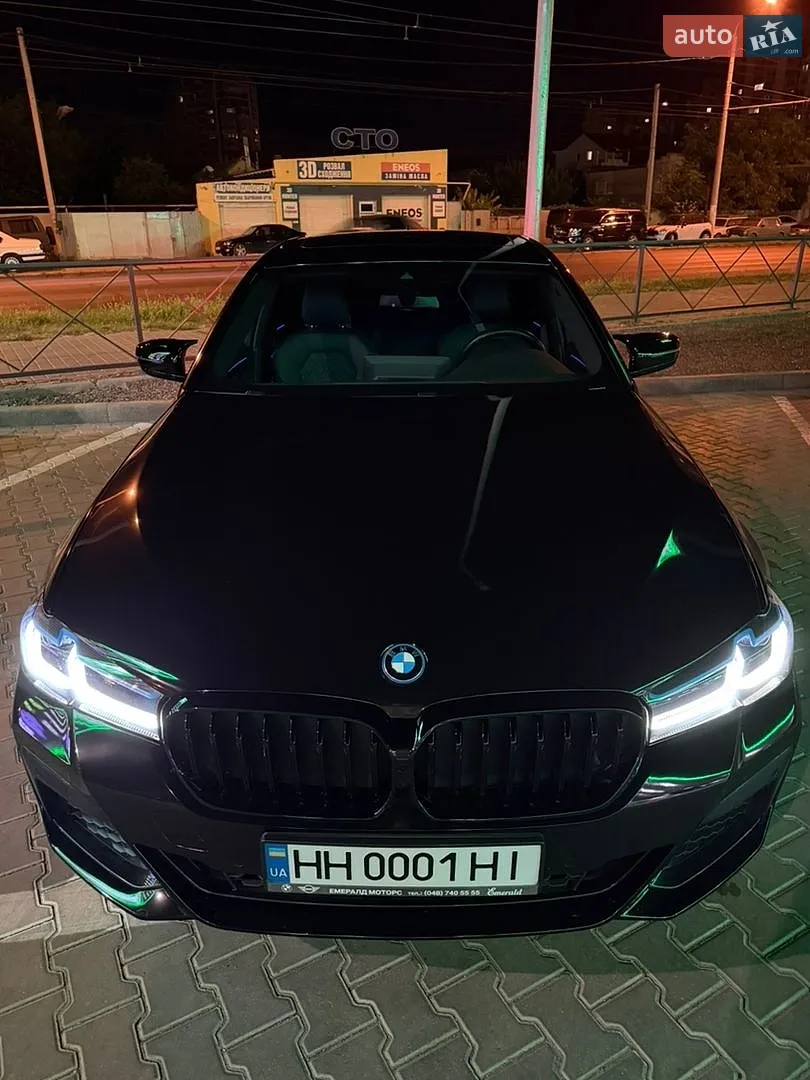 BMW 5 Series, 2022