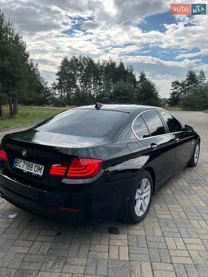 BMW 5 Series, 2010