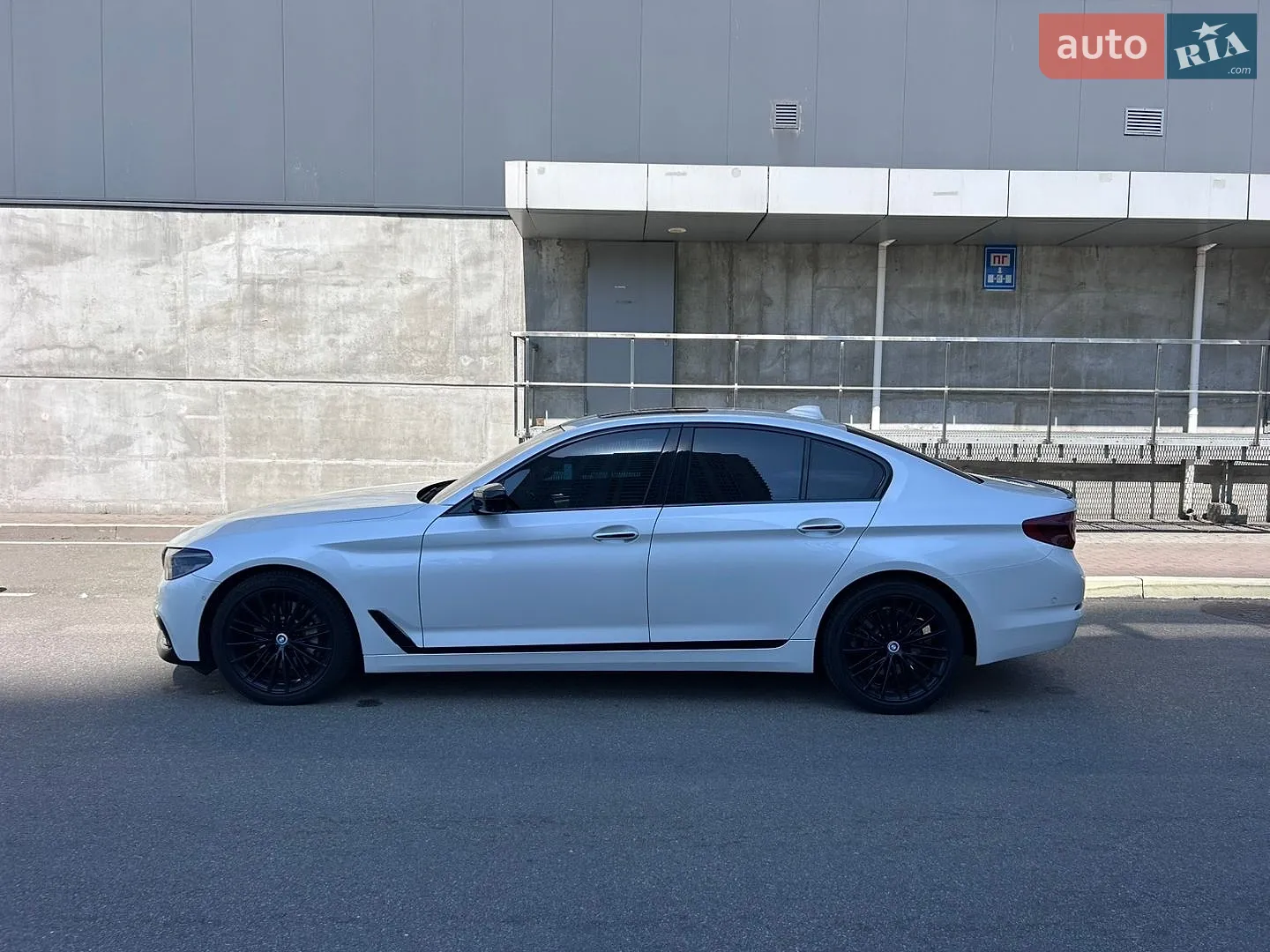 BMW 5 Series, 2017