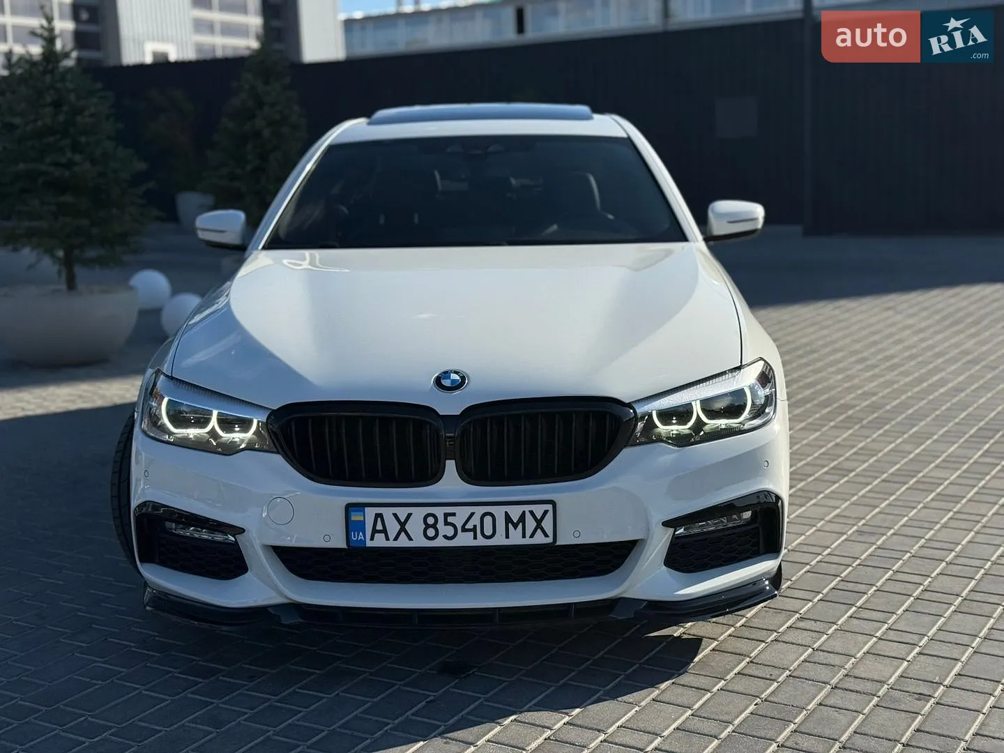 BMW 5 Series 2018 — 1