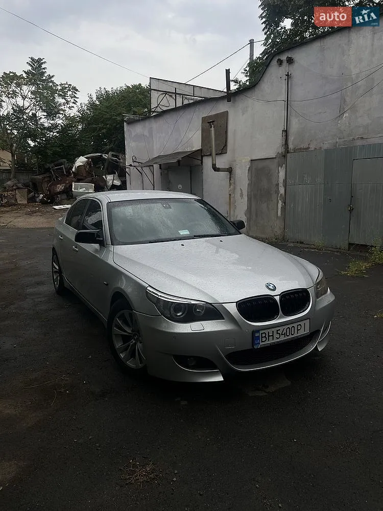 BMW 5 Series, 2003