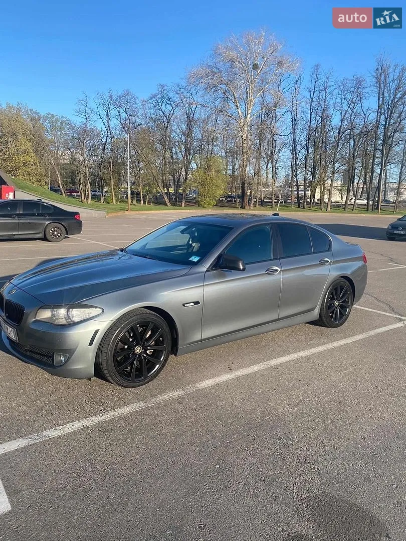 BMW 5 Series, 2011