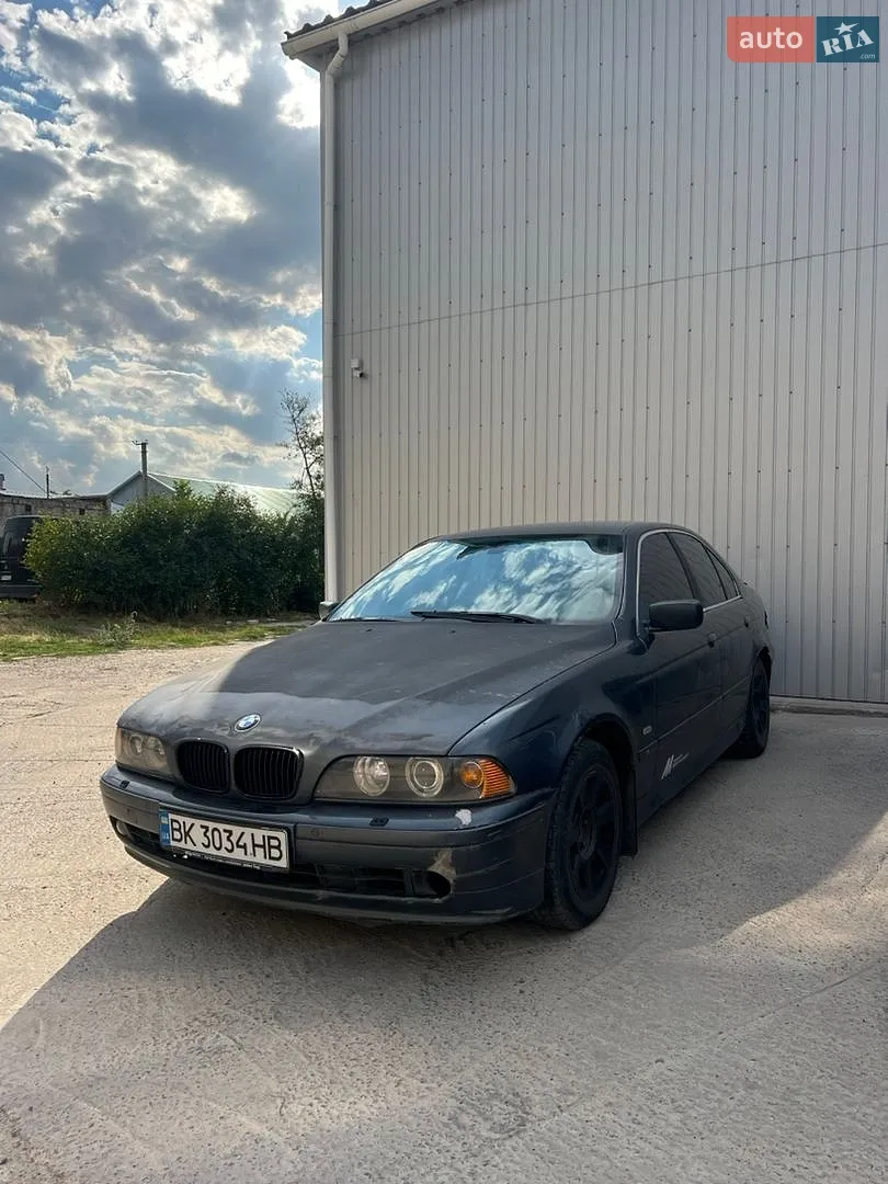 BMW 5 Series, 2002