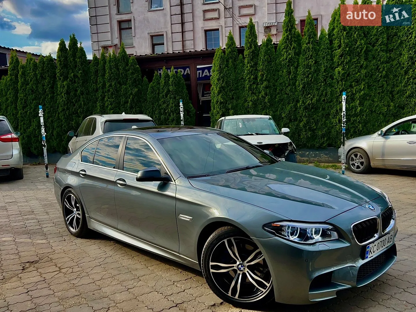 BMW 5 Series, 2016