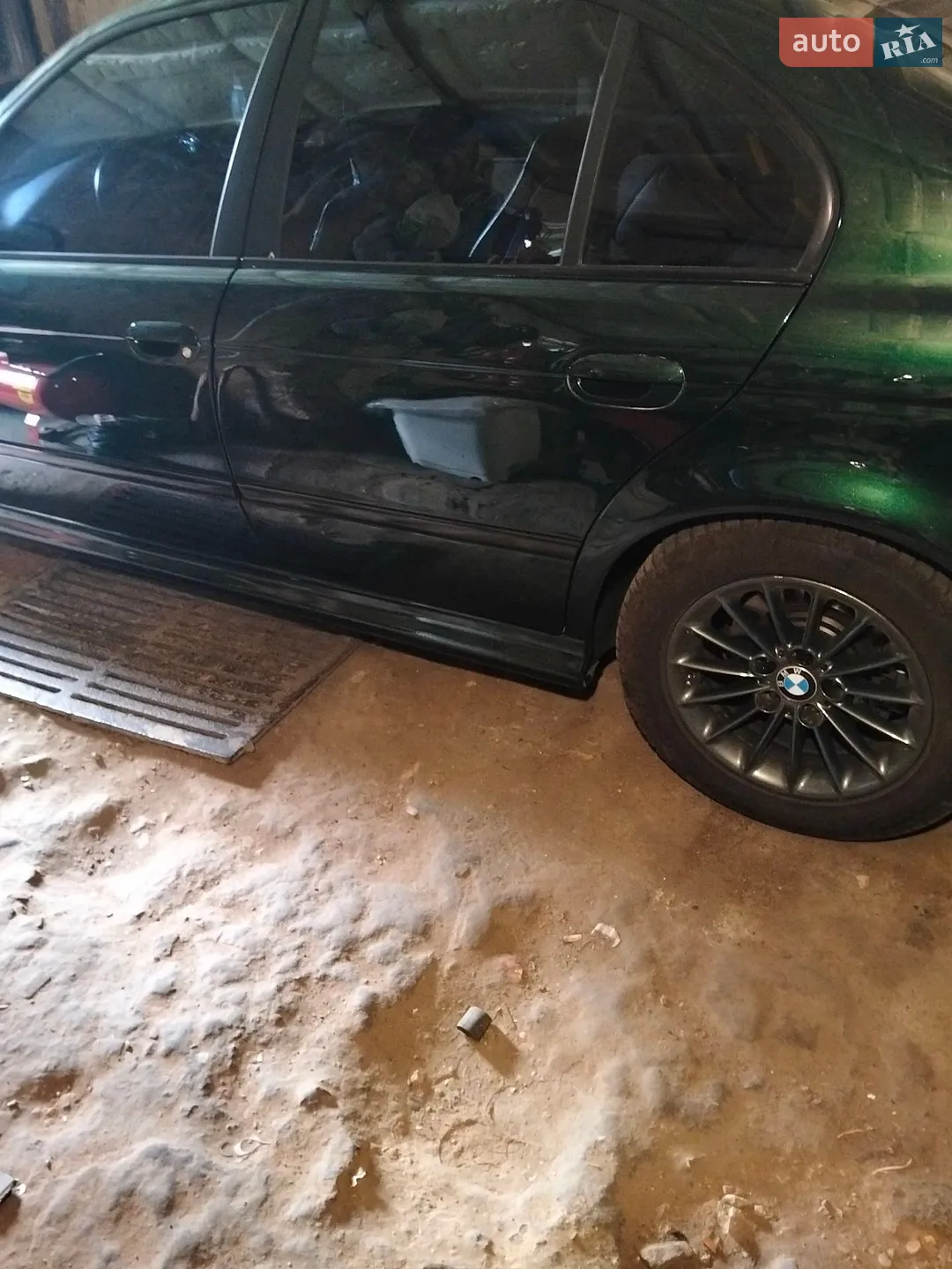 BMW 5 Series, 2001
