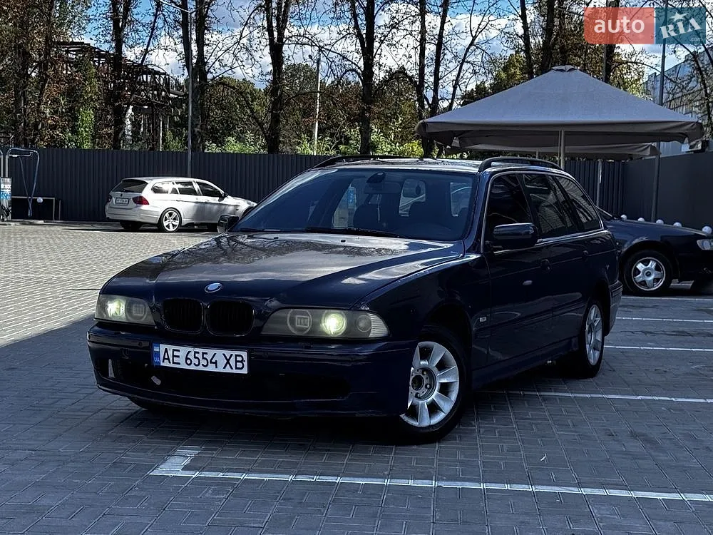 BMW 5 Series, 2000