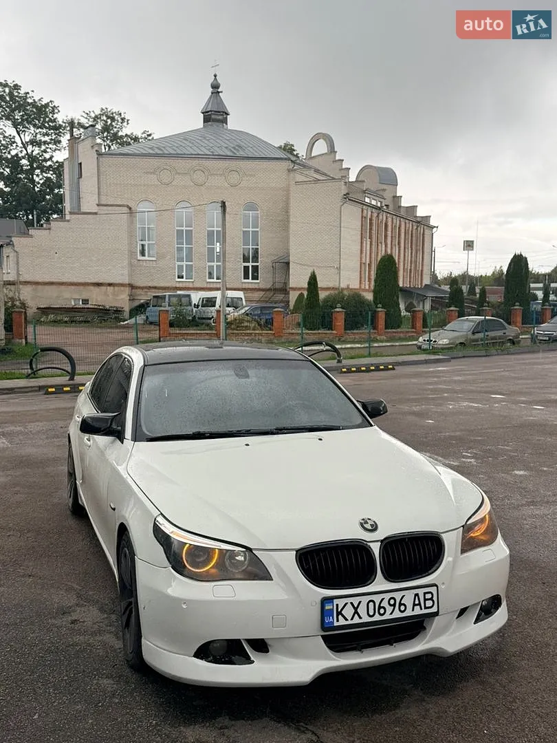 BMW 5 Series, 2009