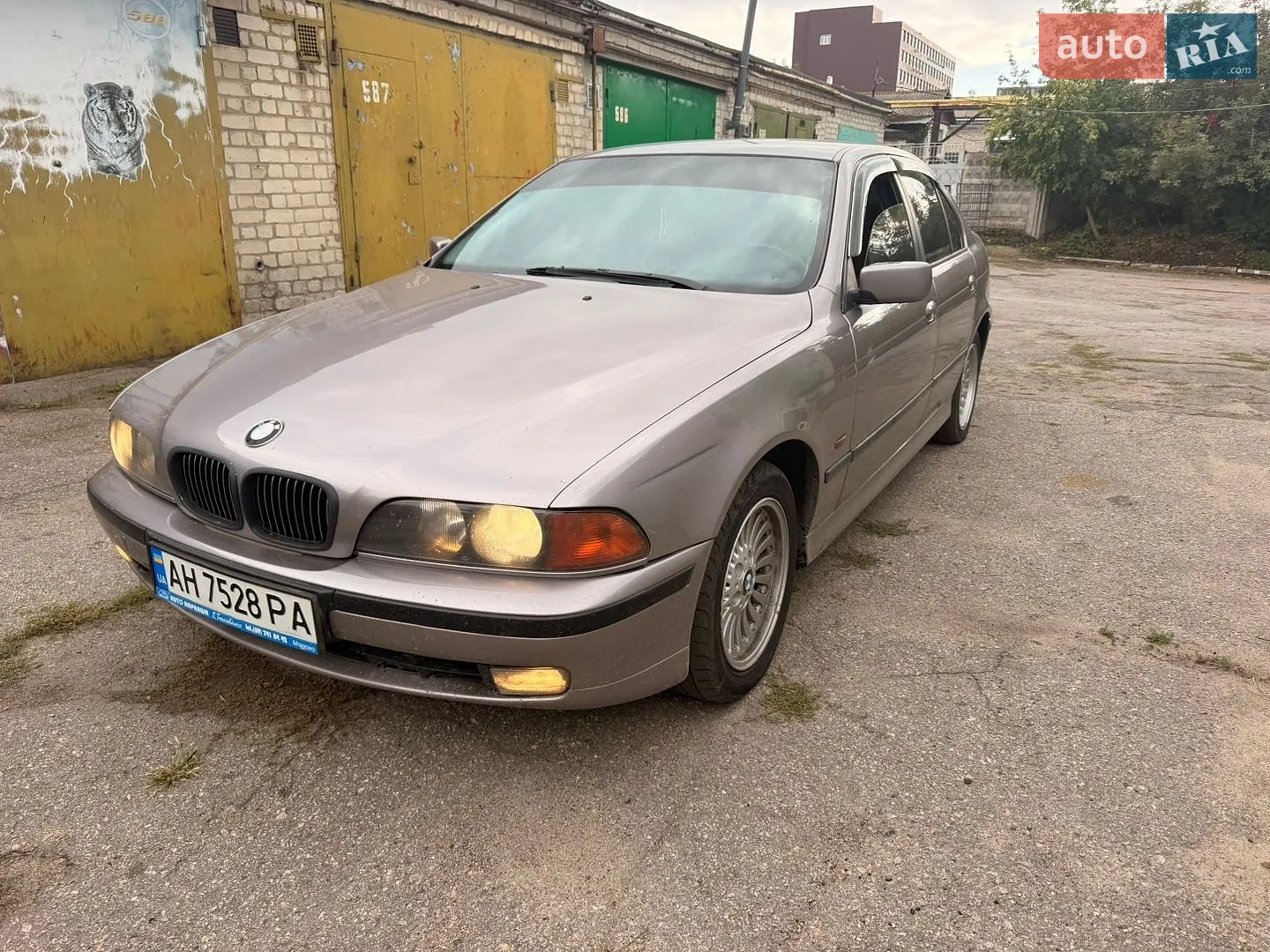 BMW 5 Series, 1998