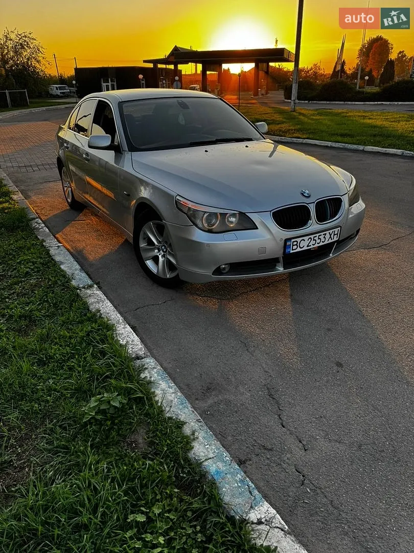 BMW 5 Series, 2003