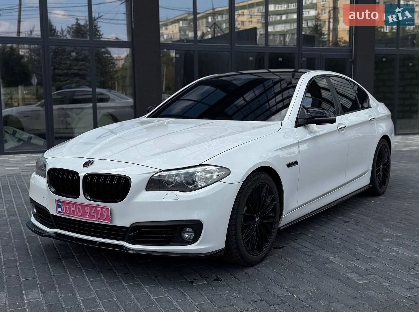 BMW 5 Series, 2016