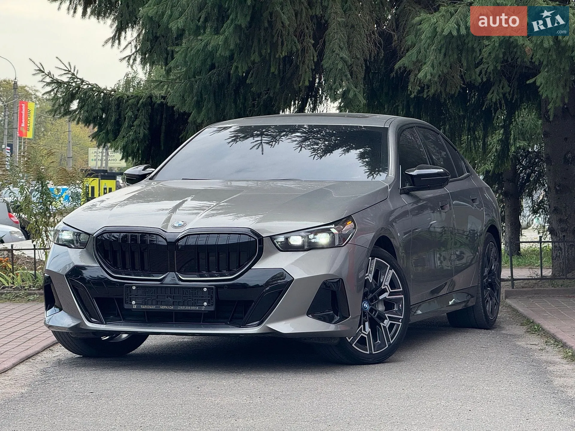 BMW 5 Series, 2023