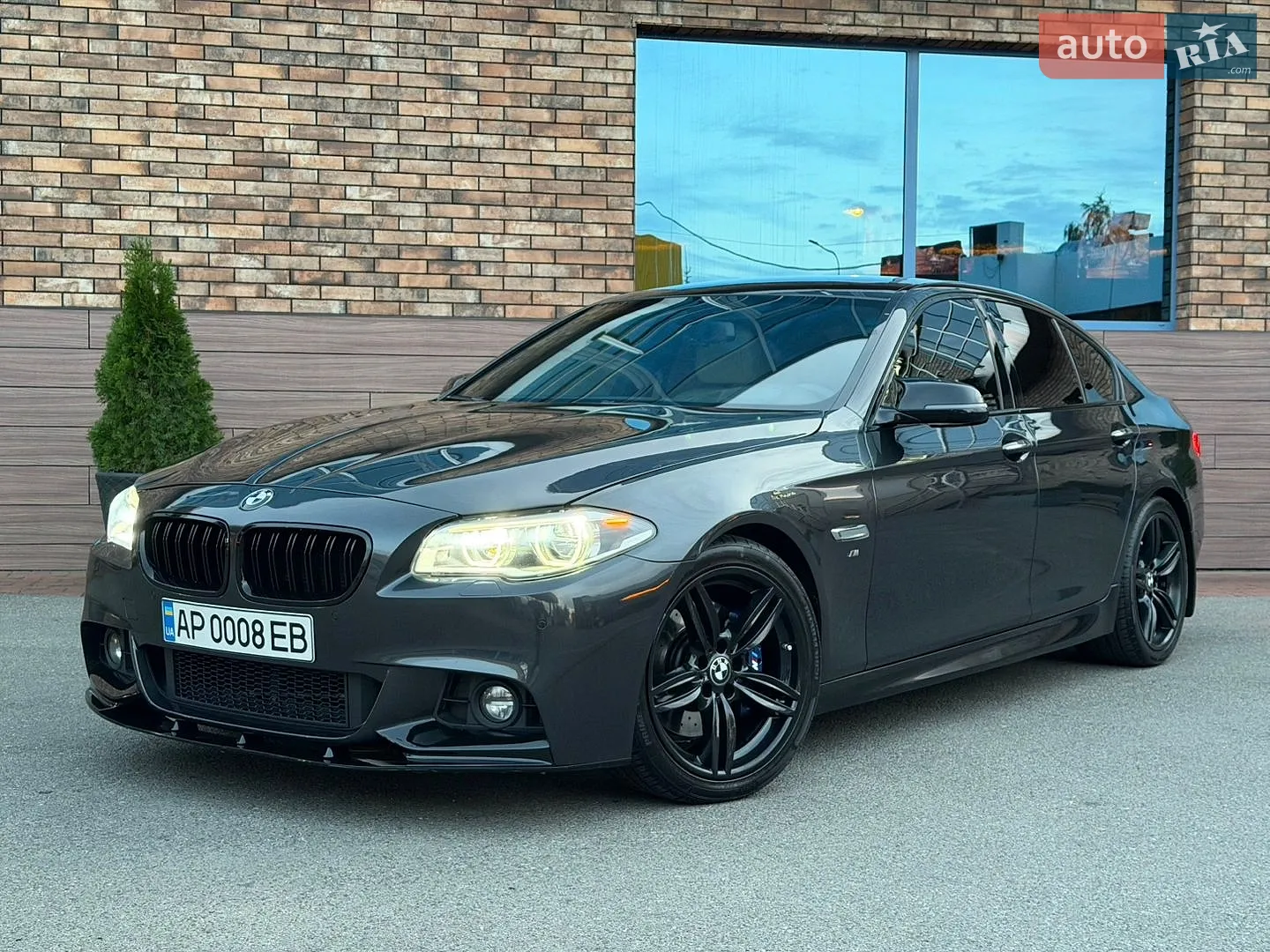 BMW 5 Series, 2015