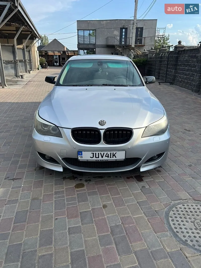 BMW 5 Series, 2004