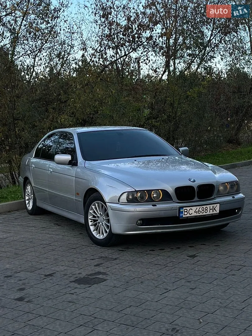 BMW 5 Series, 2001