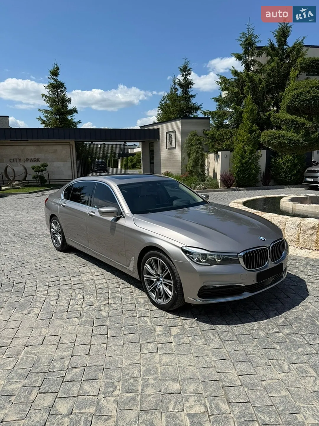 BMW 7 Series, 2017
