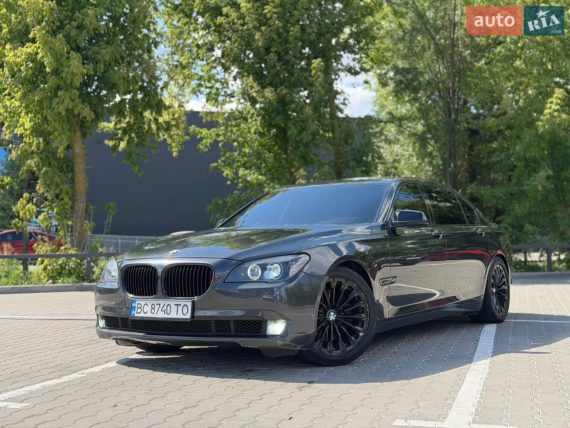 BMW 7 Series, 2010