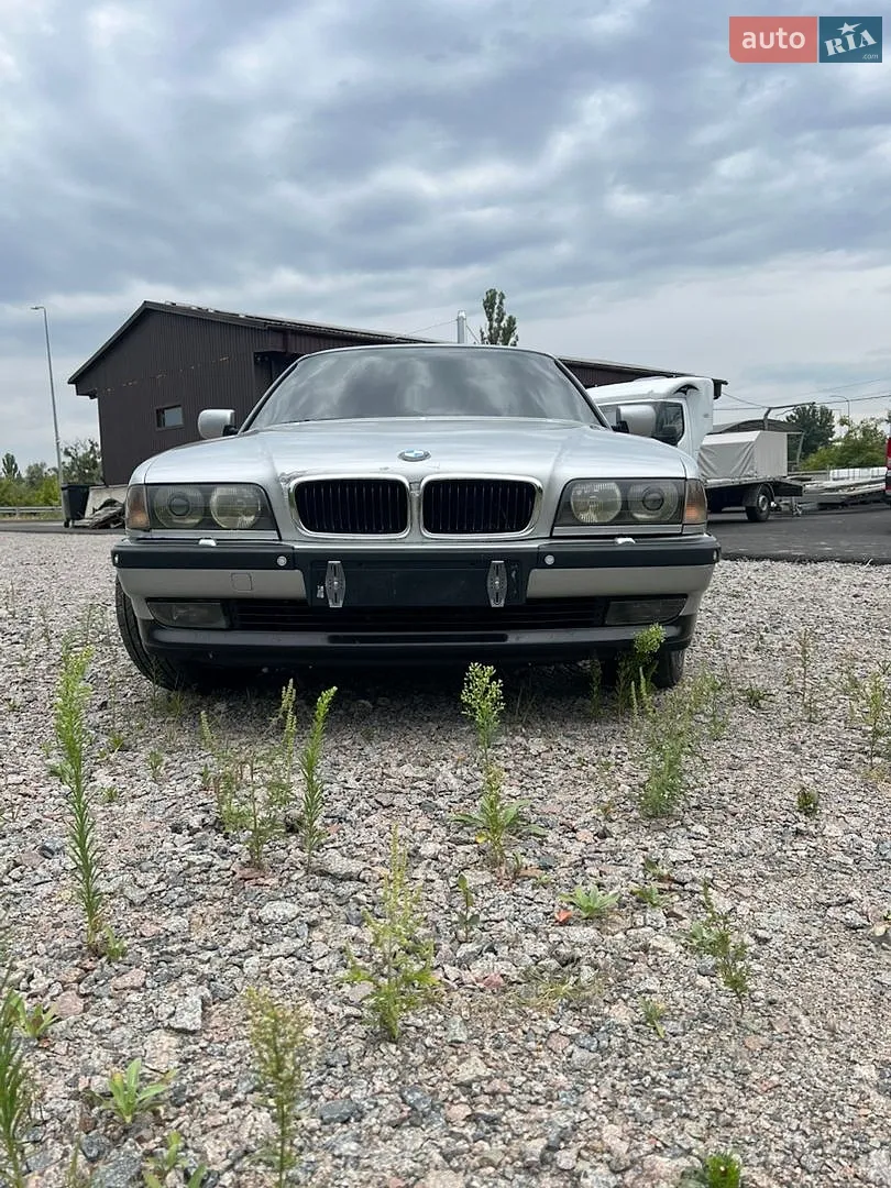 BMW 7 Series, 1994
