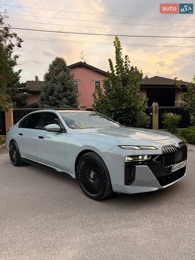 BMW 7 Series, 2023