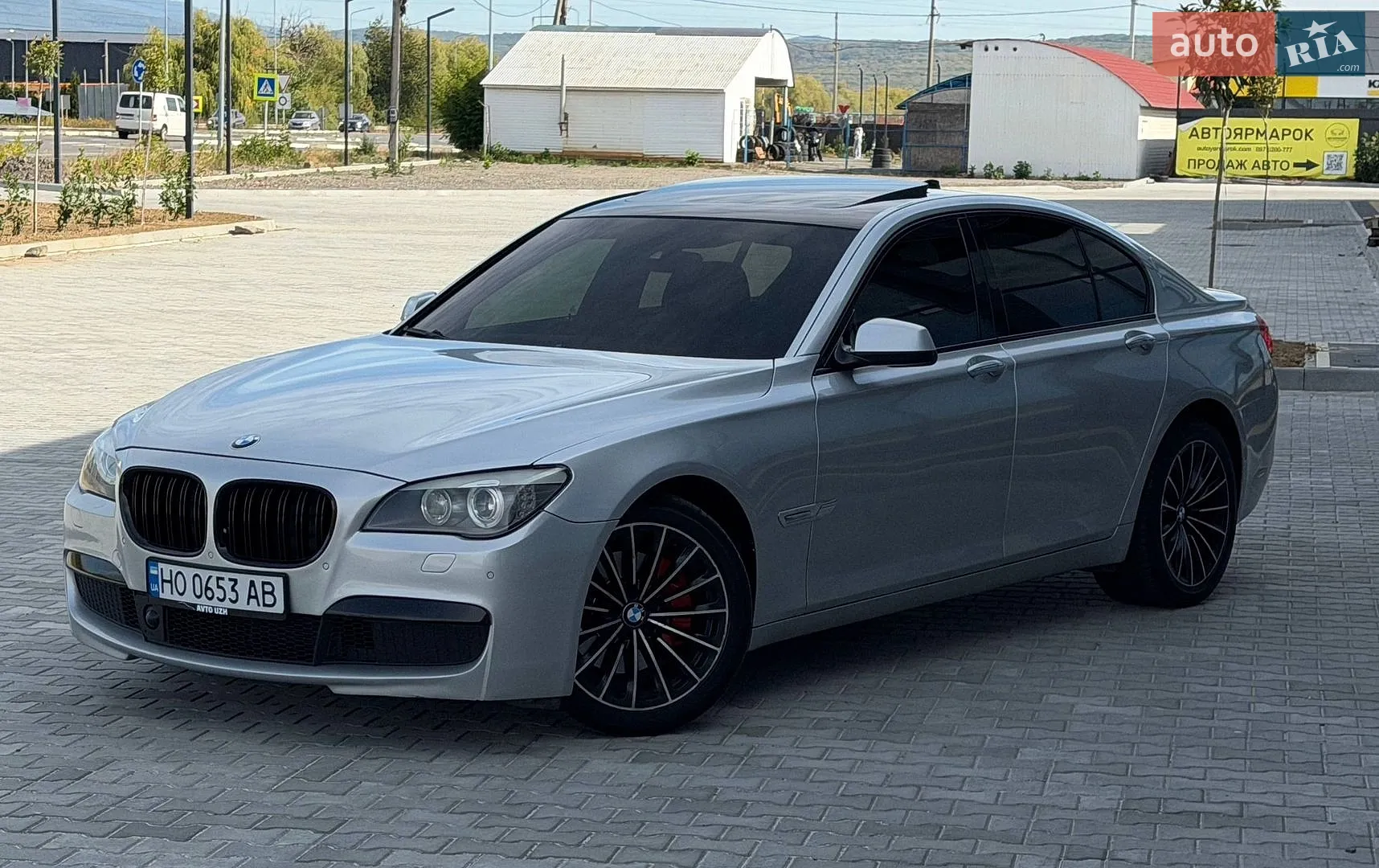 BMW 7 Series, 2011